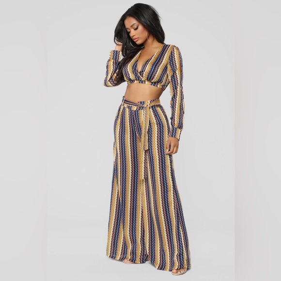 BRAND NEW 🔥 FASHION NOVA ISLAND IN THE SUN MATCHING SET (crop top and pants) - Picture 2 of 16